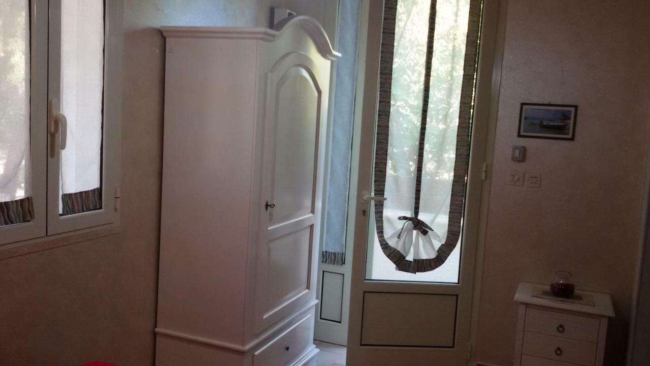 Casa Vacanze "Il Carrubo" Галяно дел Капо Екстериор снимка